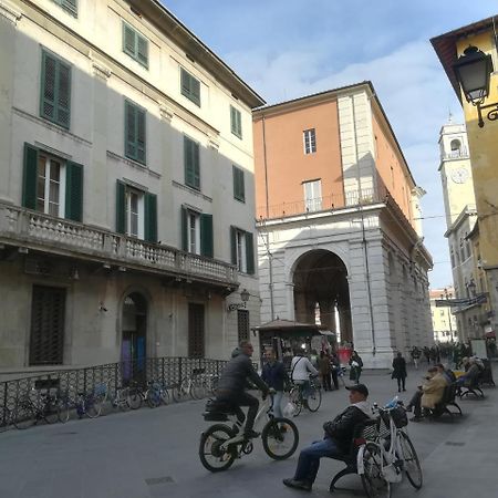 Le Logge Bed & Breakfast Pisa Bagian luar foto