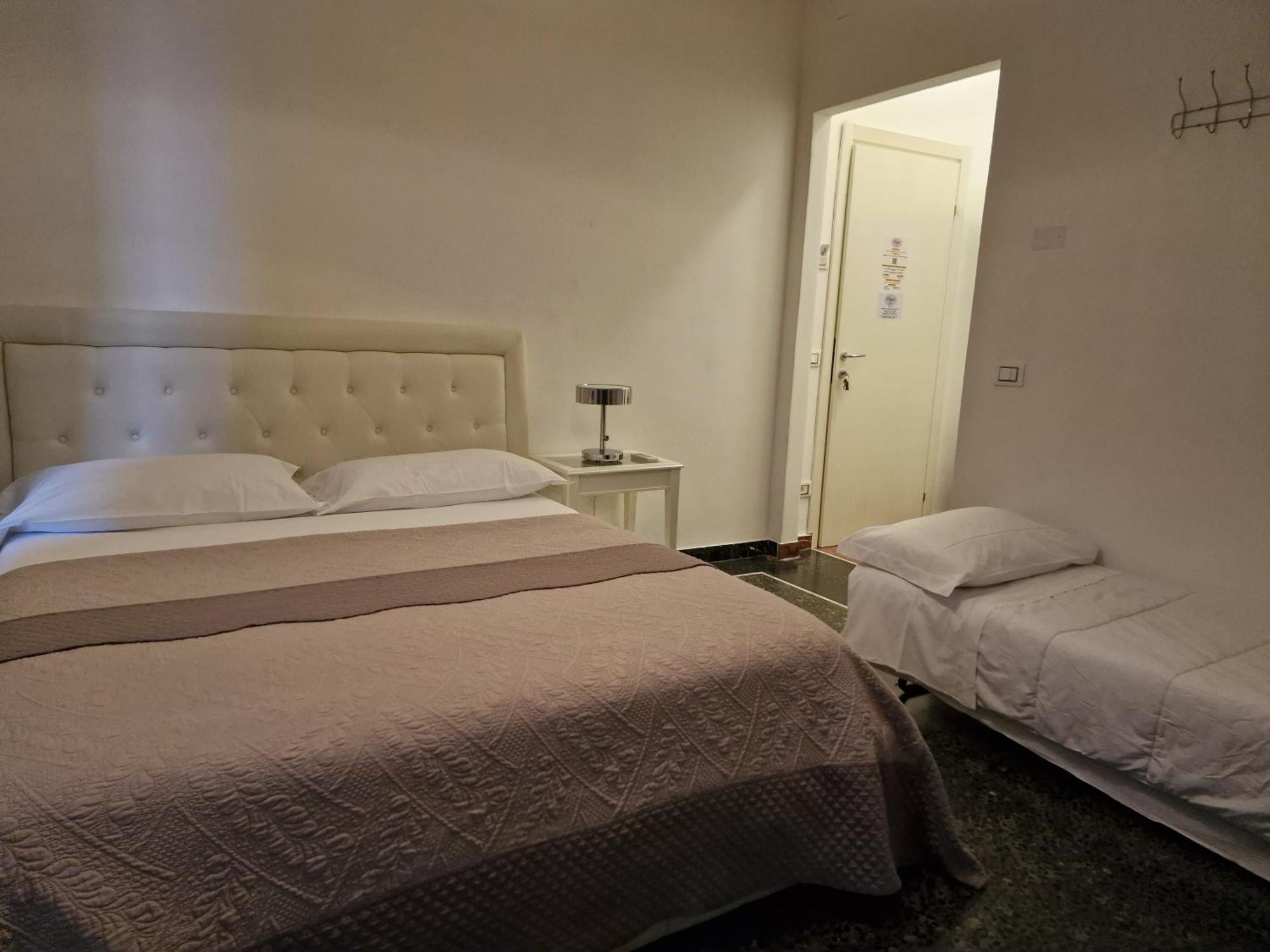 Le Logge Bed & Breakfast Pisa Bagian luar foto